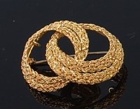 Lot 2260 - A Continental 18ct gold brooch, modelled as...