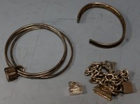 Lot 355 - A small collection of assorted principally...
