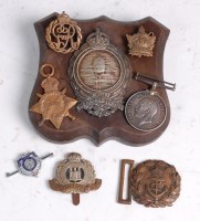 Lot 665 - A WW I 1914-15 Star and British War duo,...
