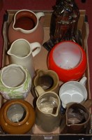 Lot 199 - A box of miscellaneous items to include;...