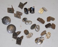 Lot 368 - A collection of principally silver gents...