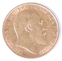 Lot 118 - Great Britain, 1910 gold half sovereign,...