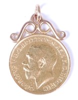 Lot 119 - Great Britain, 1913 gold full sovereign,...