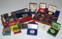 Lot 166 - A quantity of various cased and loose foreign...
