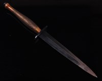 Lot 201 - A Fairbairn Sykes 2nd pattern commando...