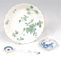 Lot 671 - A first period Worcester saucer, having a...