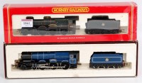 Lot 1061 - A Hornby R2090 Castle Class 4-6-0 in BR green...