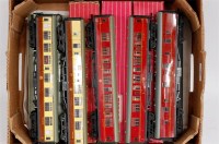 Lot 780 - Hornby Dublo SR Electric Motor Driving Coach...