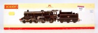 Lot 943 - A Hornby R2715 BR lined black class 4 MT...