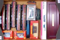Lot 760 - Tray containing Hornby R8211 Rolling Road...