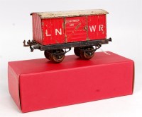 Lot 421 - Hornby 1922-24 LNWR Red Gunpowder Van, black...