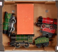 Lot 492 - A small tray of postwar Hornby items including...
