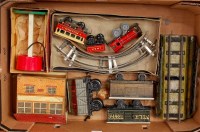 Lot 494 - A large tray of assorted items including...