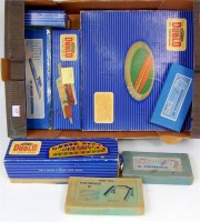 Lot 635 - Hornby Dublo D1 accessories, 2 turntables...