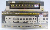 Lot 675 - Wrenn W3006/7 Brighton Belle brown/cream EMU...