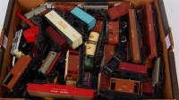 Lot 713 - Tray containing approx 45 wagons mostly Triang...