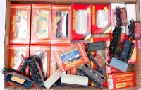 Lot 717 - 16 boxed mainly Hornby wagons including 6 R249...
