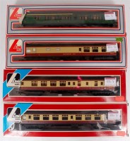 Lot 880 - 8 Lima BR Mk1 coaches 3 SR green 5 red/cream...