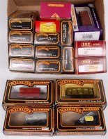 Lot 936 - 18 wagons by Mainline, GMR (Airfix) and others,...