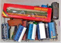 Lot 1031 - A tray containing a quantity of wagons,...