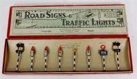 Lot 1235 - Britains Set 1427, Road Signs and Traffic...