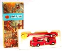 Lot 1611 - Corgi Toys, 1127 Simon Snorkel fire engine,...