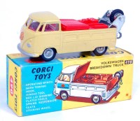 Lot 1619 - Corgi Toys, 490, Volkswagen breakdown truck,...