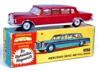 Lot 1633 - Corgi Toys, 247 Mercedes Benz 600 Pullman,...
