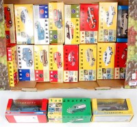 Lot 2504 - 20 Boxed Vanguards 1/43rd scale diecast...