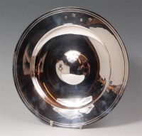 Lot 101 - A silver Armada dish in the 17th century style,...