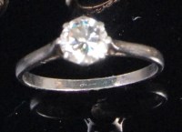 Lot 181 - A white metal (probably platinum) diamond...