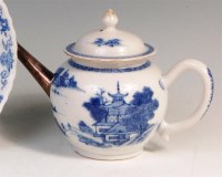 Lot 347 - An 18th century Chinese blue and white teapot,...