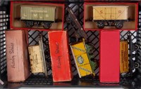Lot 448 - A small tray of 6 Hornby prewar wagons...