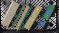 Lot 451 - A small tray of 4 Hornby prewar bogie wagons...