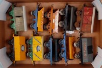 Lot 480 - A tray containing 10 prewar Hornby wagons...