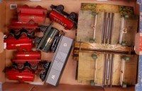 Lot 491 - A large tray of Hornby prewar items including...
