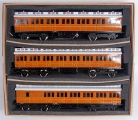 Lot 500 - Darstaed set of 5 LNER bogie coaches (NM-BG)