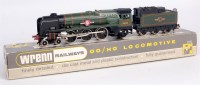 Lot 689 - A Wrenn railways BR green clanline engine and...