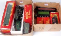 Lot 719 - A Triang R2595/R35 'Britannia' engine and...