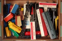 Lot 739 - A mixed lot of BR etc, wagons including ICI...