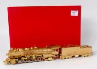Lot 831 - American H0 unpainted bras Santa Fe class 3800...