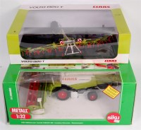 Lot 1247 - Siku and Universal Hobbies Claas Combine...