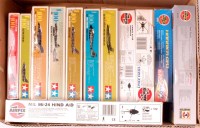 Lot 1511 - 1/100th and 1/72nd scale as issued plastic...