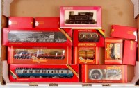 Lot 897 - Hornby R057, R2155B locomotives, R922 coach...