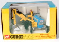 Lot 1678 - Corgi, 74, Ford 5000 Super Major tractor with...