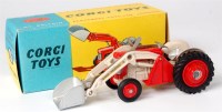 Lot 1680 - Corgi, 53 Massey Ferguson 65 tractor with...