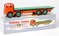 Lot 2007 - Dinky Toys, 902 Foden flat truck, 2nd type cab,...