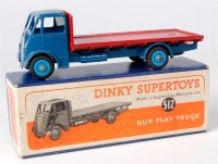 Lot 2012 - Dinky Toys, 512 Guy flat truck, 1st type cab...