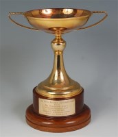 Lot 791 - *'The King George VI Stakes 1964' a 9ct gold...