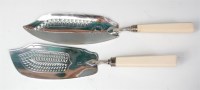 Lot 858 - A George III silver fish slice, the pierced...